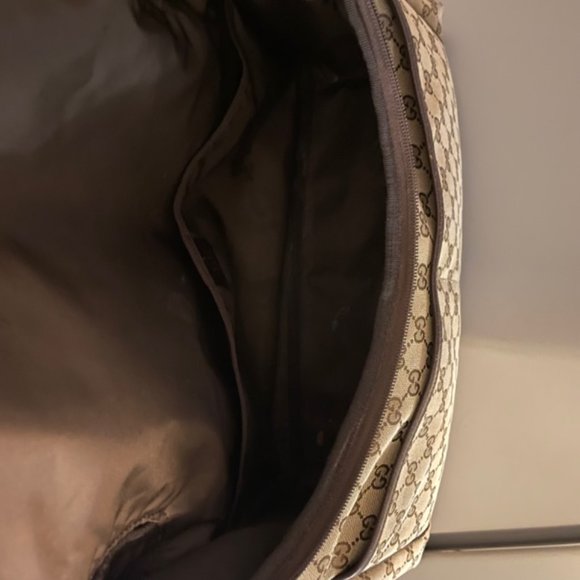 Gucci Supreme Diaper Bag - Picture 15 of 16